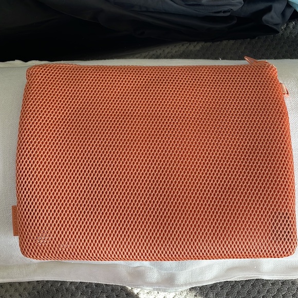 Sold! Dagne Dover Parker mesh bag XL! Discontinued style! Peach/ coral color!! - Picture 2 of 3